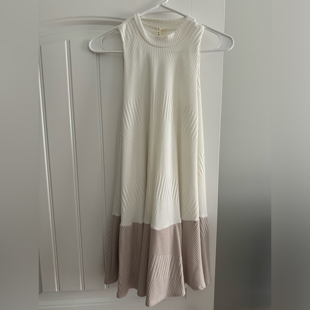 Elegant Cream and Tan Sleeveless Dress